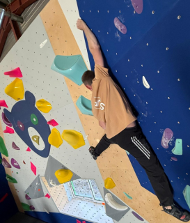 Le Bloc de l'Ours : s&eacute;ance bloc escalade