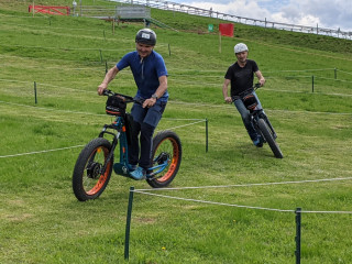 Trottinette &eacute;lectrique tout terrain (d&egrave;s 14 ans) & VTTAE junior