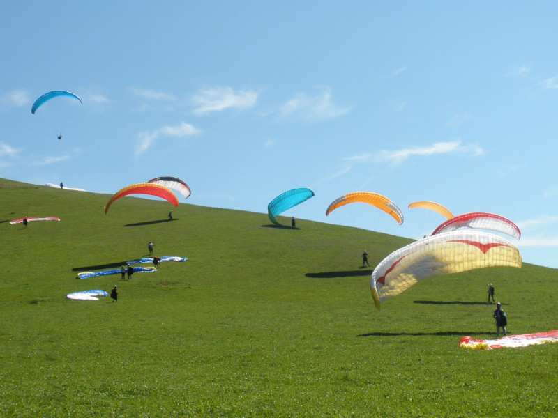 Paragliding & snowkite