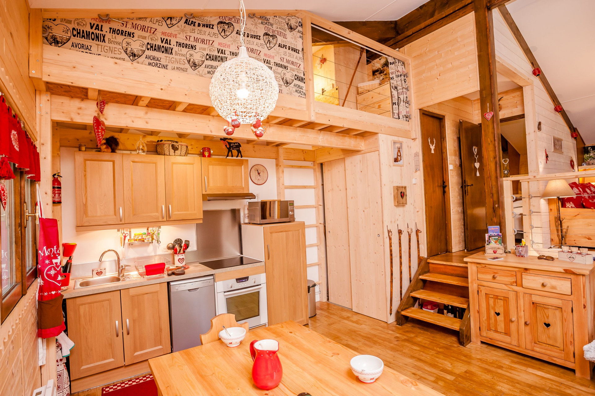 chalet-famille-gilbert-bois-noir-12-jpg-redim-1070