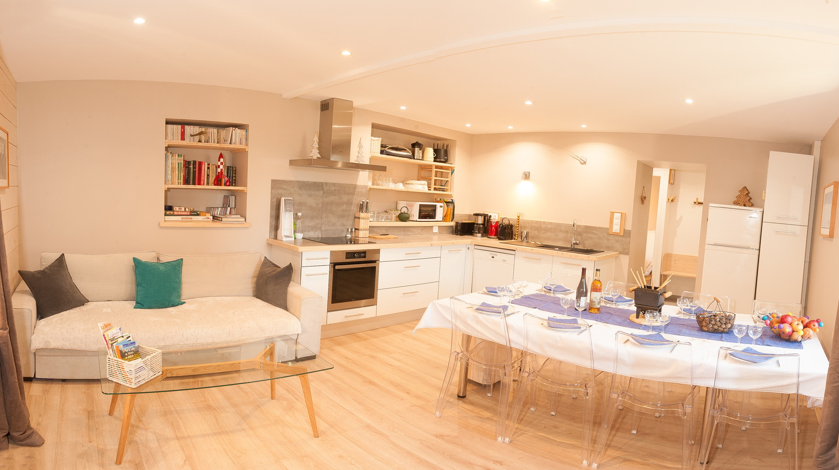 gite-rocher-de-l-ours-david-boudin-hd-0001-1656x929-1406