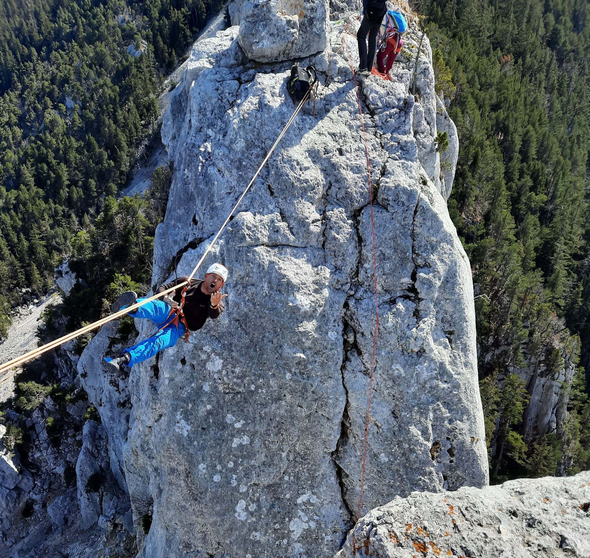 via-corda-travers-e-3-pucelles-oti-vercors-jpg-redim-jpg-rogner-1269
