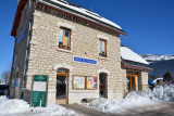 Vue extérieure sous la neige du Bureau d'Information touristique
