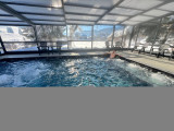 Piscine Abritée et chauffée accessible toute l'année