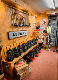 La Grange Location matériel ski, snow , raquettes Autrans - © La Grange Aux Skis La Grange Location matériel ski, snow , raquettes Autrans