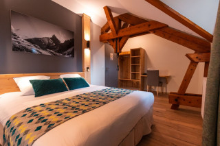 Chambre double 4 - © Auberge de la Croix Perrin Chambre double 4