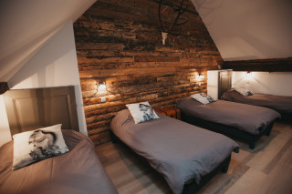 Chambre 5 au 2ème étage, 4 lits simples - © Gîtes de France Chambre 5 au 2ème étage, 4 lits simples