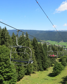 Télésiège été 4 - © Mairie d'Autrans Méaudre en Vercors Télésiège été 4