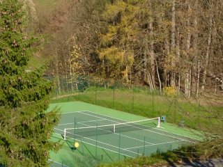 Court de tennis Lans - © OT Lans en Vercors Court de tennis Lans