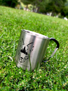 mug mousqueton