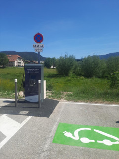Electric vehicle charging station, Tourist office carpark in Autrans_Autrans-Méaudre en Vercors