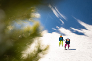 ski_alpin_famille_2022_sd_focus_outdoor_0020.jpg ski_alpin_famille_2022_sd_focus_outdoor_0020.jpg