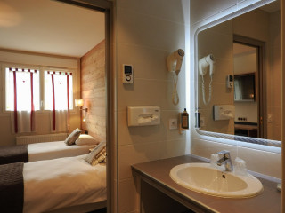 Hotel 5 Hotel 5