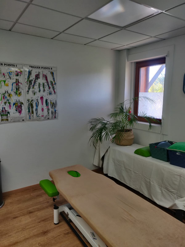 Fanny Cayol Peridon, Kinésithérapeute Ostéopathe_Autrans-Méaudre en Vercors Fanny Cayol Peridon, Kinésithérapeute Ostéopathe_Autrans-Méaudre en Vercors