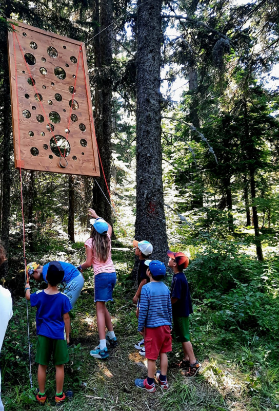 Parcours ludique des Narces - Enquête au fil des arbres_Autrans-Méaudre en Vercors - © C.Lebel Parcours ludique des Narces - Enquête au fil des arbres_Autrans-Méaudre en Vercors