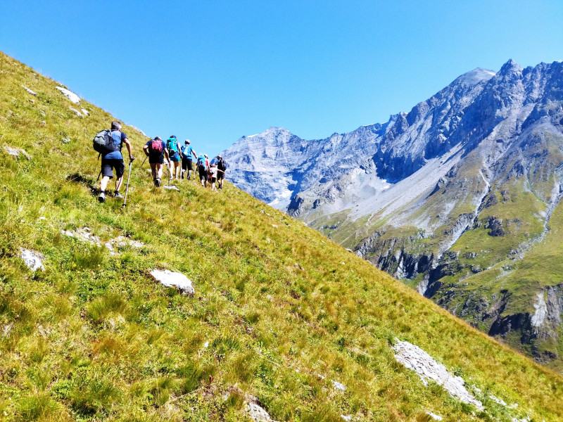 Photo paysage de montagne avec randonner en conscience - Au rythme de la montagne_Lans-en-Vercors