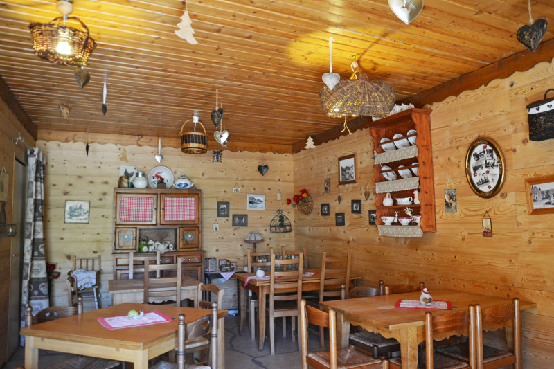 Salle de restauration - © Auberge des Allières Salle de restauration