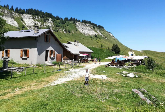 Refuge de la Molière - © js Refuge de la Molière