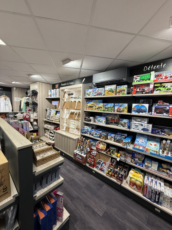 interieur magasin jouet