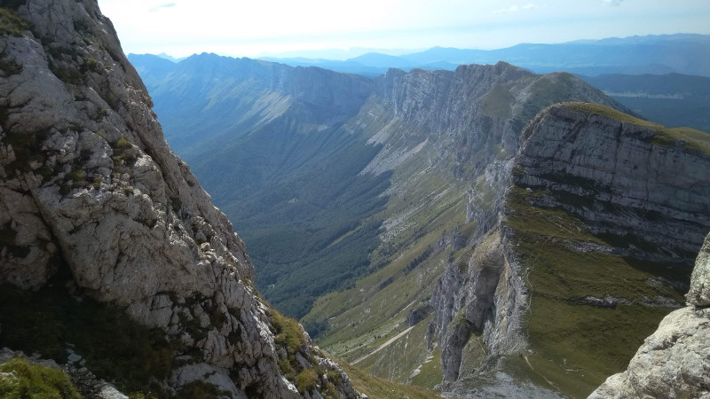 Falaise du Vercors col des deux soeurs