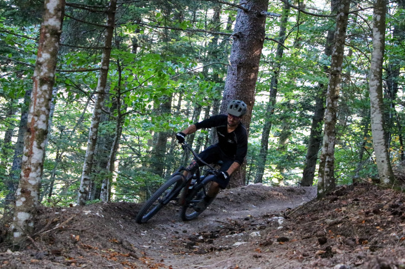 VTT Enduro - La Van Gogh_Autrans-Méaudre en Vercors - © @judicael_rey VTT Enduro - La Van Gogh_Autrans-Méaudre en Vercors