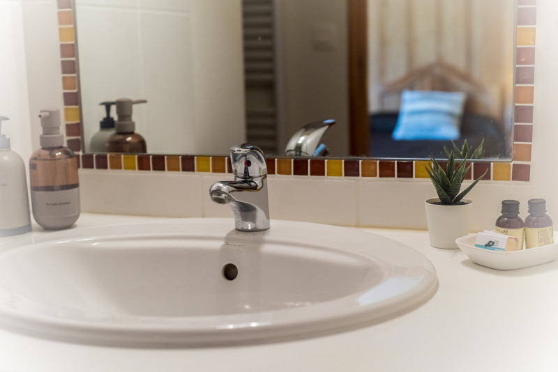 Salle d'eau Chambre 1, Pour 2, Pic St Michel, 2 lits simples