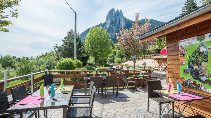 Terrasse - © V.Juraszek/Oeil Itinérant Terrasse