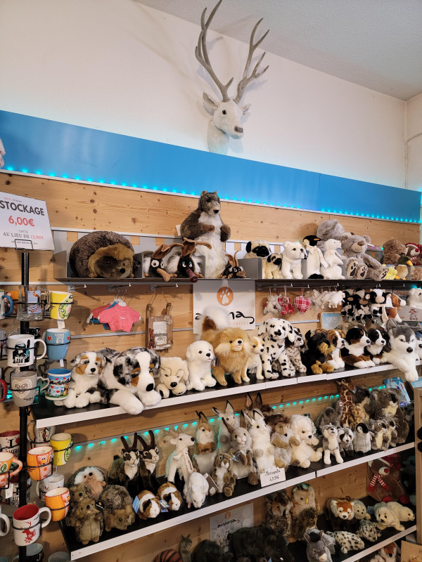 Peluches Autrans Vercors - © La Grange aux Skis Peluches Autrans Vercors