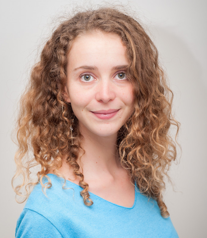 Claire Bayard
