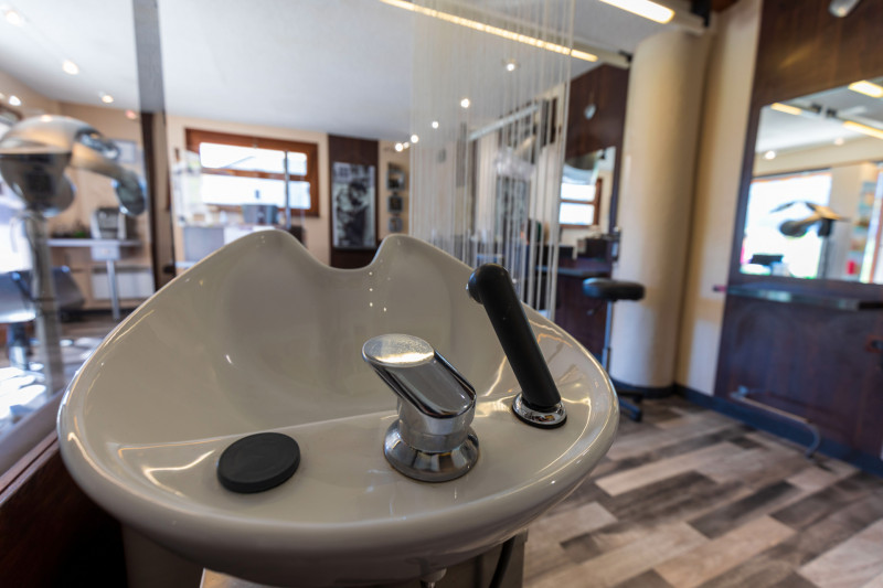 interieur_cocoon_coiffure_1920x1280_4.jpg interieur_cocoon_coiffure_1920x1280_4.jpg