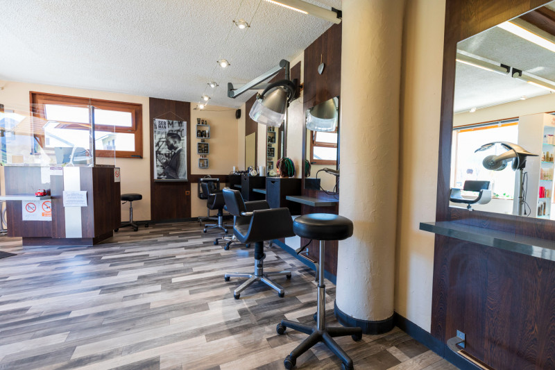 interieur_cocoon_coiffure_1920x1280_5.jpg interieur_cocoon_coiffure_1920x1280_5.jpg