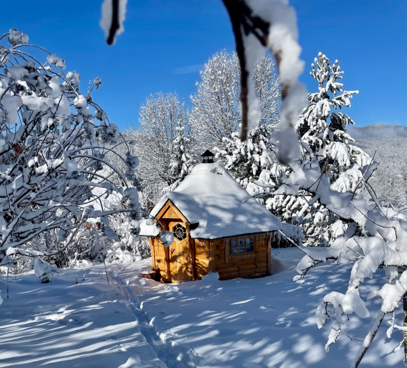 Cabane finlandaise en hiver.jpg - © Jardin Des Sens Cabane finlandaise en hiver.jpg