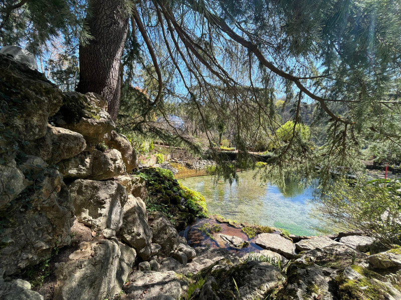 Jardin des Fontaines Pétrifiantes Jardin des Fontaines Pétrifiantes