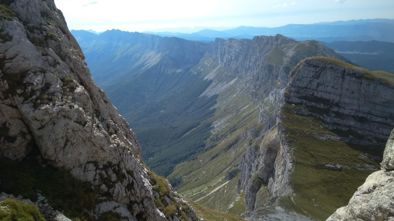 Falaise du Vercors col des deux soeurs