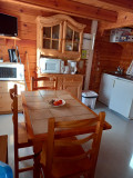 Coin salle à manger, cuisine