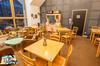 Photo de la salle de restaurant de la grange à gaby_Engins
