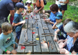 Atelier nature : fabrication d'un radeau en brindilles_Autrans-Méaudre en Vercors