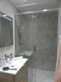 Salle de Bain.JPG