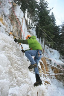 Cascade de glace- Aigle