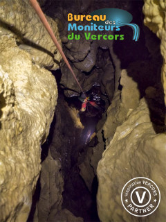 Spéléo avec le Bureau des Moniteurs du Vercors - © Bureau des moniteurs Spéléo avec le Bureau des Moniteurs du Vercors