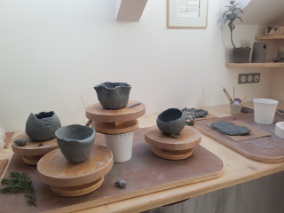 seance_decouverte_modelage_terre_en_vercors.jpg seance_decouverte_modelage_terre_en_vercors.jpg