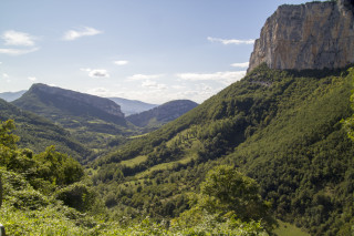 Vue sur le Vercors depuis les grottes de Choranche