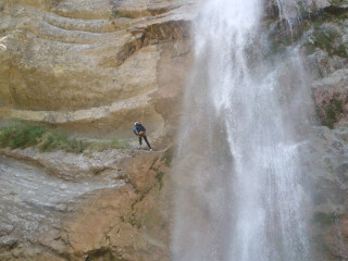 Rappel de la cascade des ecouges