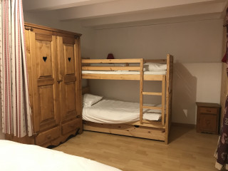 separation par un rideau de la chambre double
