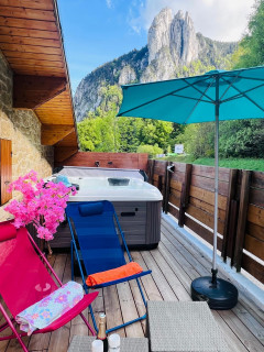 jacuzzi et terrasse