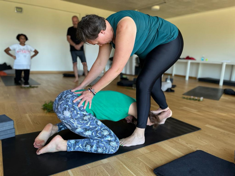 pose yoga 4