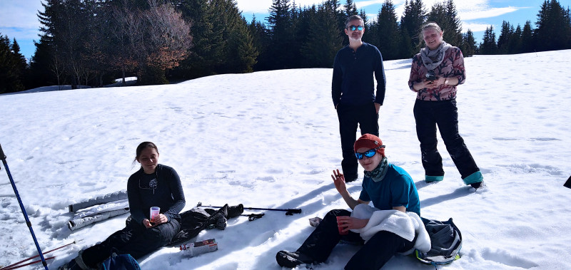 raquette_neige_demi_j_famille.jpg