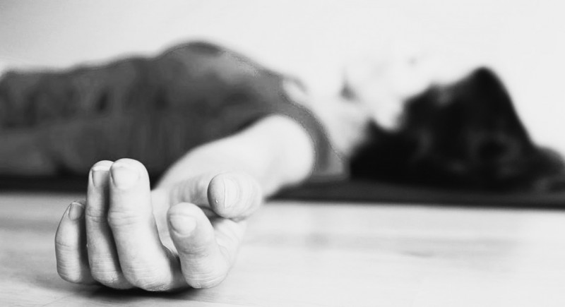 lacher_prise_savasana_wikipedia.jpg