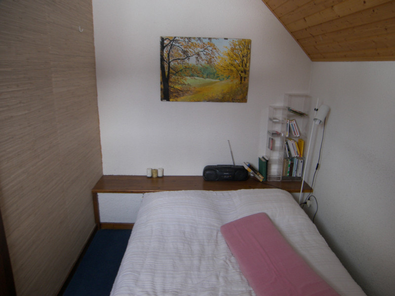 Mezzanine du studio avec lit double