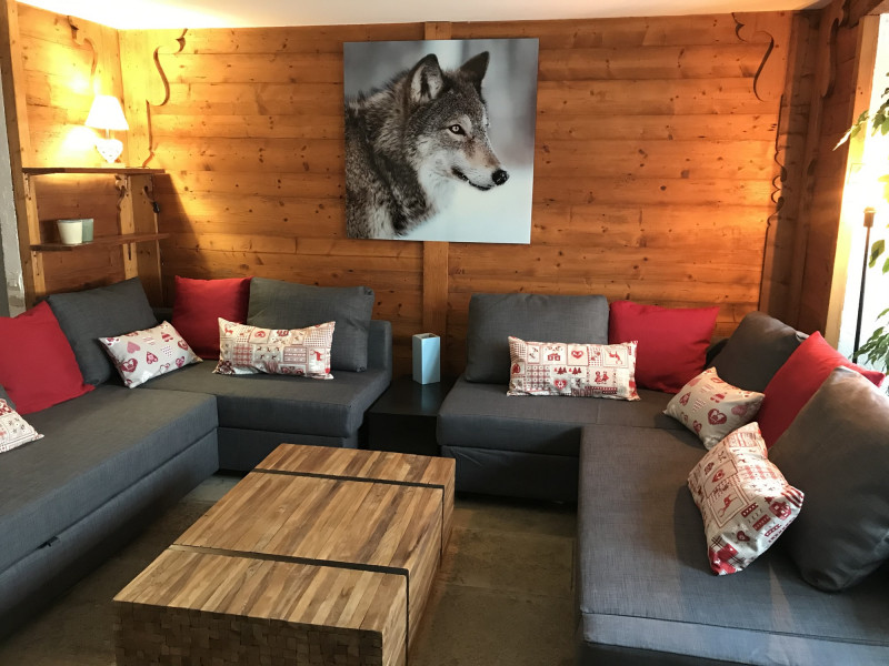 salon_loup.jpg